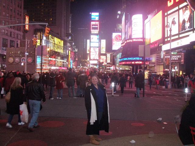 P1160004.JPG - Dawn in Times Square