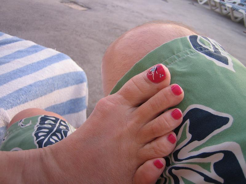 IMG_3202.JPG - the "pedi" pose