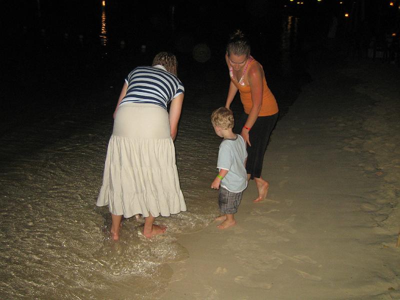 IMG_3241.JPG - playing on the beach