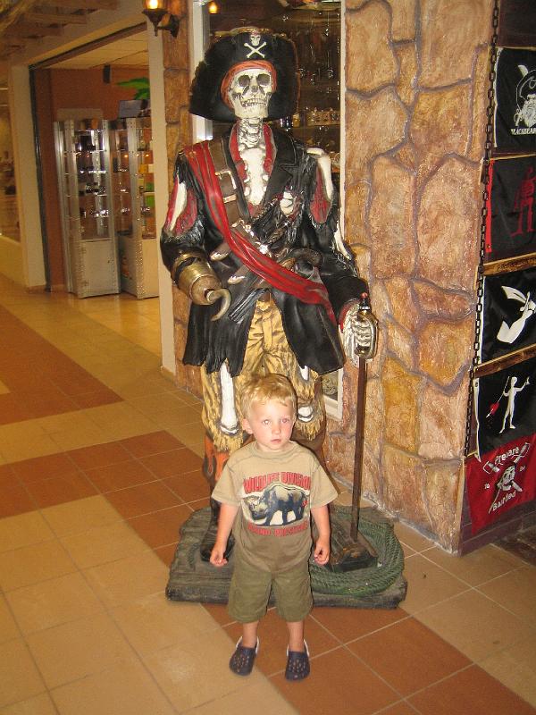 IMG_3266.JPG - Hunter and another pirate at the Montego Bay airport in Jamaica