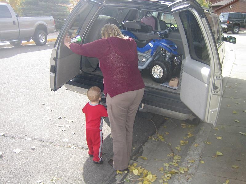 IMG_2600.JPG - Woot! grandma has a four wheeler in her four wheeler!